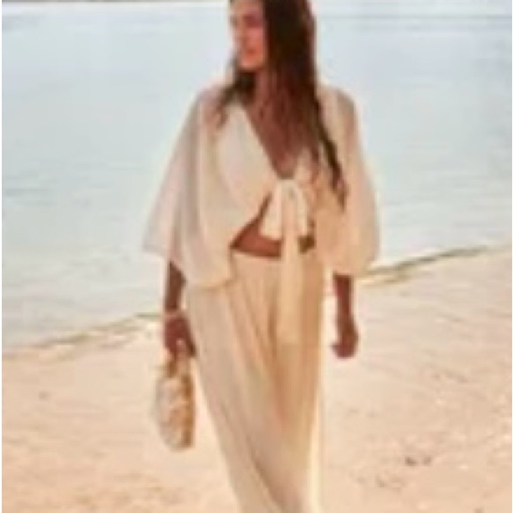 LULUS cream pants